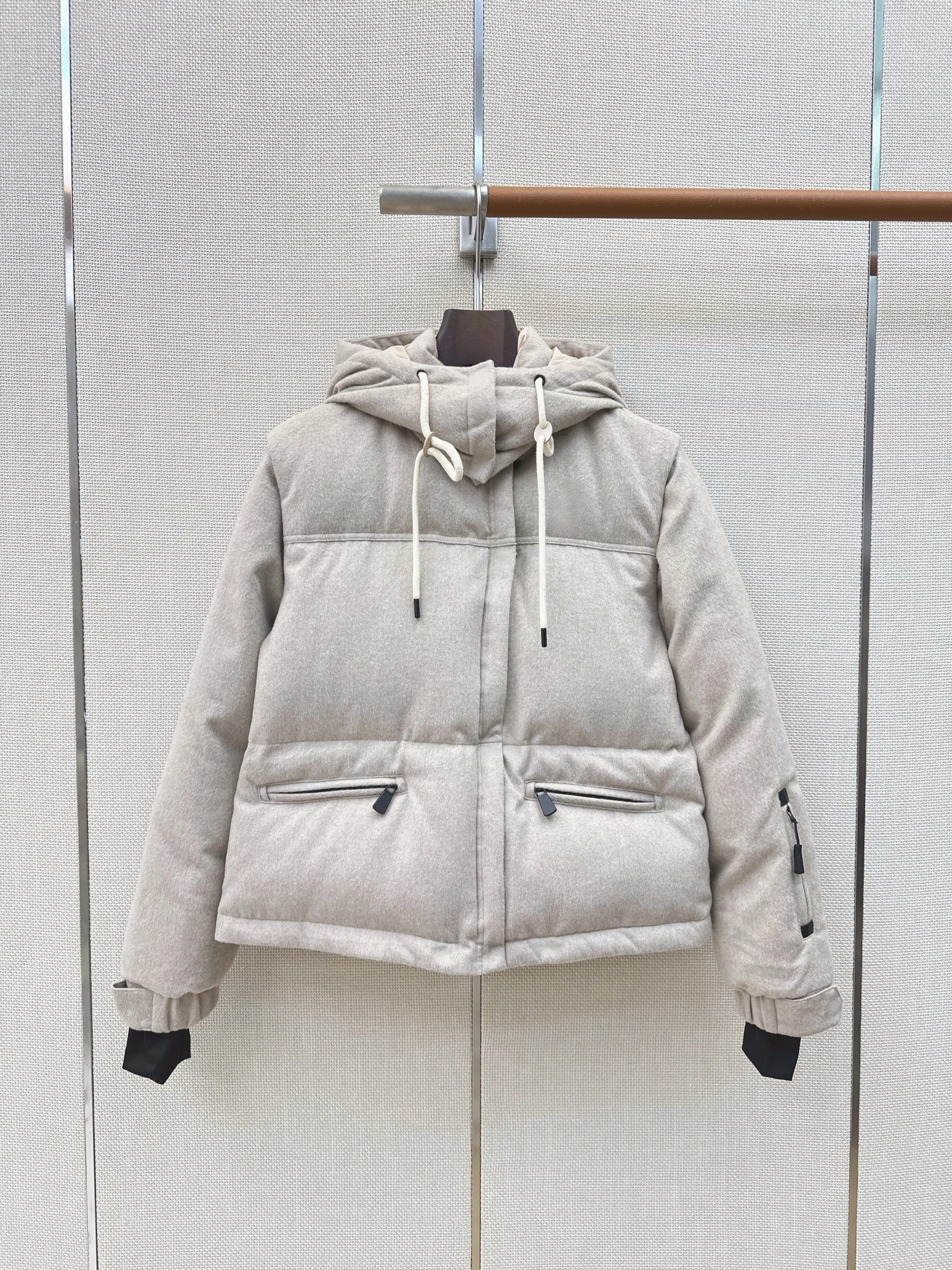 2026 Women Winter Hooded Woolen Spliced Short Coldproof Coat ZX5742