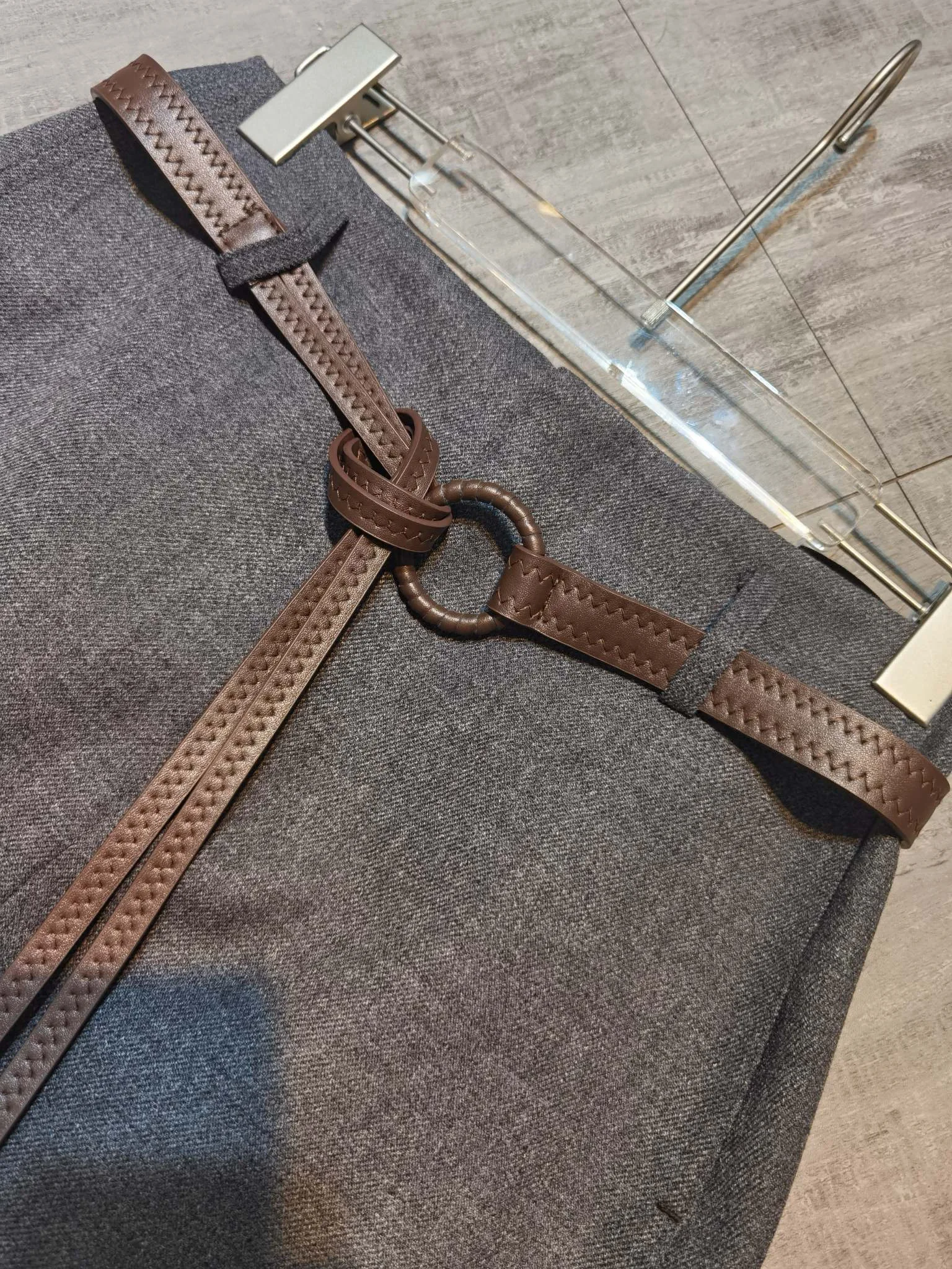 تنورة نسائية أنيقة كاجوال بحزام من مزيج الصوف للخريف والشتاء