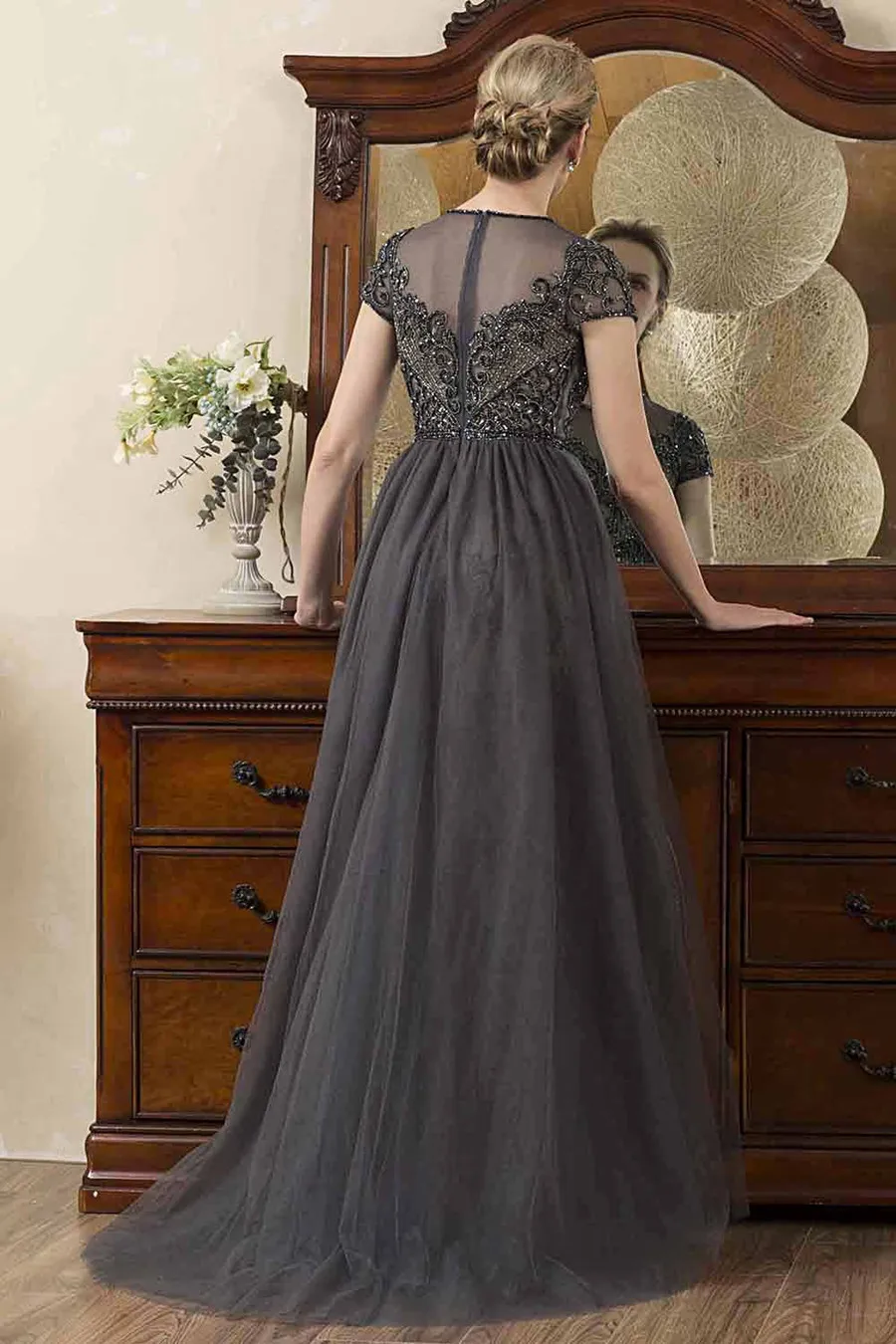 Luxurious Elegant Satin Beaded Tulle Evening Dress A Line Short Sleeve Mother of the Bride Dress Lace Applique Prom Party Gown