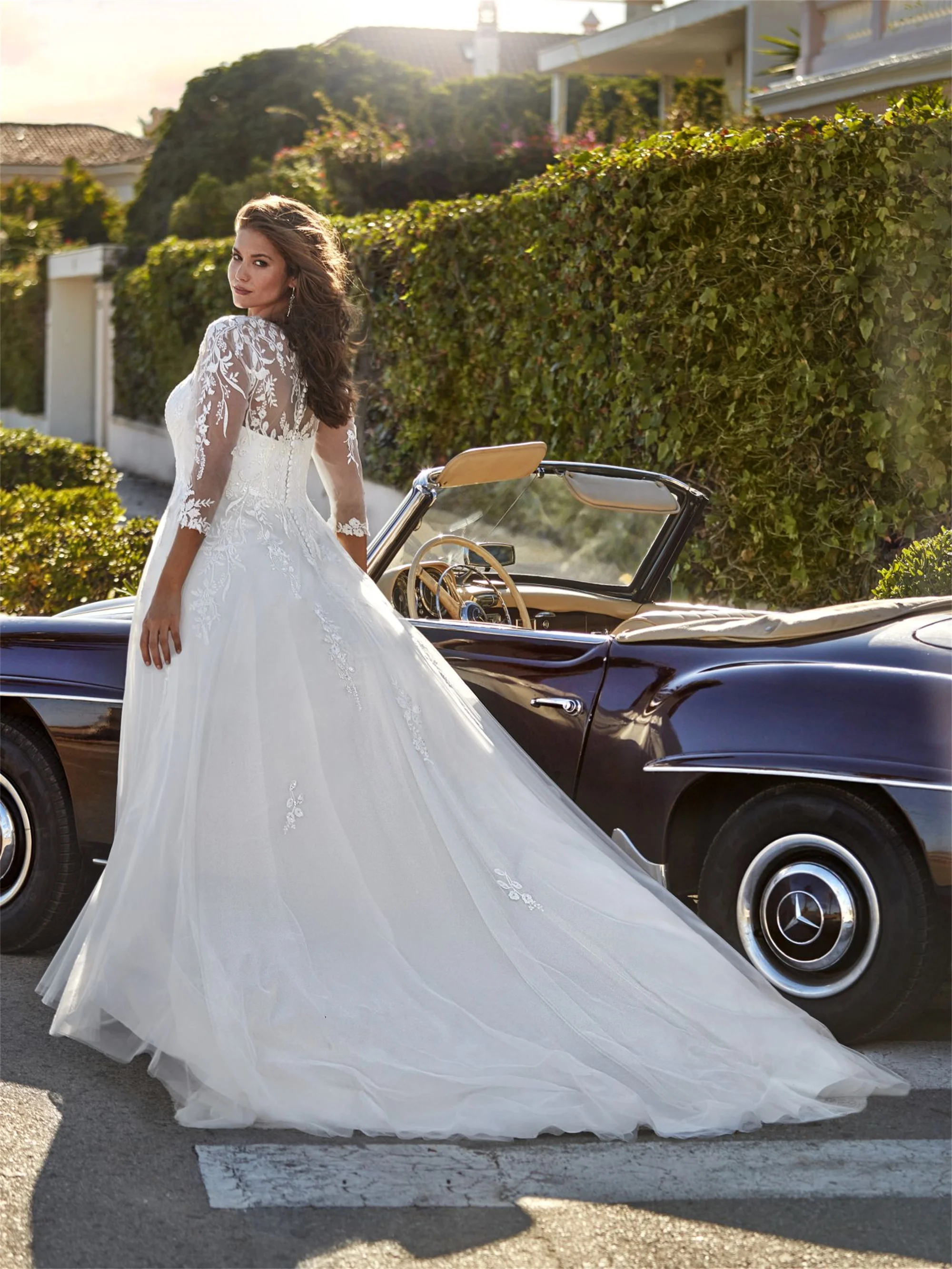 Classic Vintage Wedding Dress In Large Sizes 3/4 Sleeve Tulle Bride Gowns Buttons Appliques Wedding Gowns EVON BRIDAL Customized