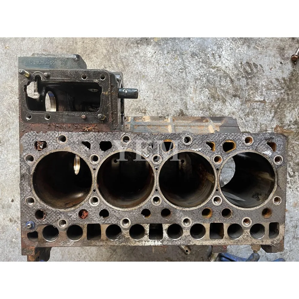 

For Kubota Diesel Engine Parts V2203 Cylinder Block