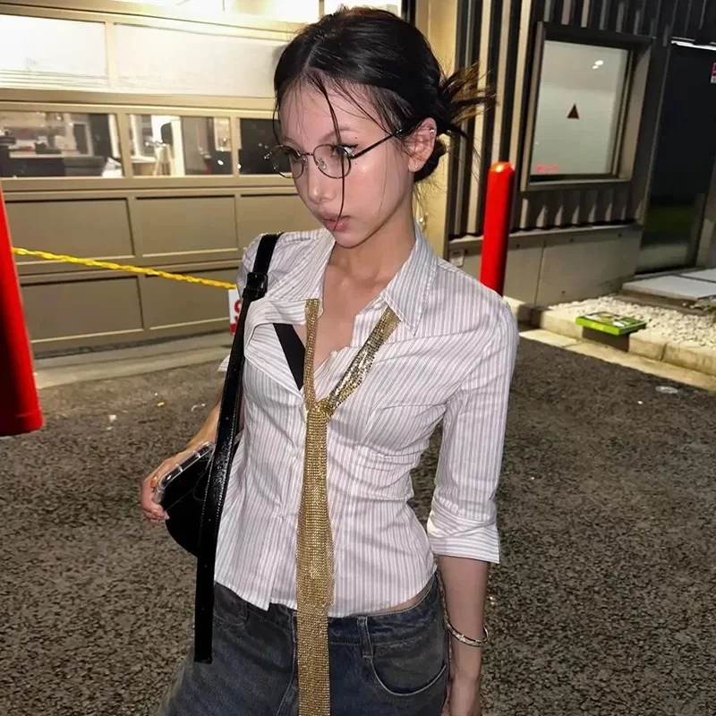 Genayooa koreańska modna koszula damska w paski trzy czwarte obcisła koszula Y2k bluzki w stylu vintage Streetwear japońskie koszule Retro z lat 2000. — zdjęcie 2