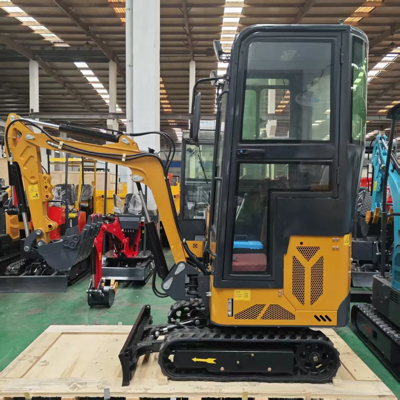 Compact Crawler Mini Excavator Customized Working Depth Powerful Digging Machine for Orchard Farm Building Site Operation