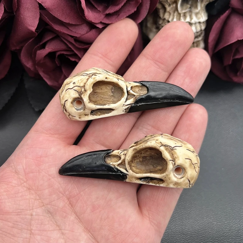 2pcs 2.6 in 3D Crow Skull Men\'s Skull Necklace Pendant Magpie Gothic Halloween Gift Bird Skull Handcrafted Jewelry Accessories