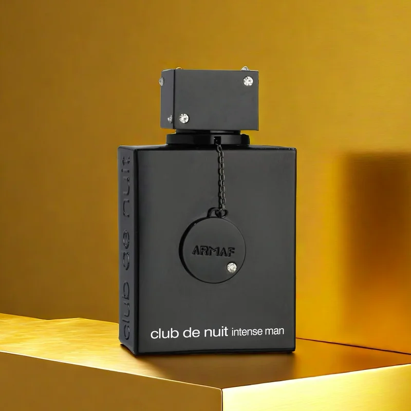 คลับ เดอ นุยต์ อินเทนส์ เมน — กลิ่นหอมแห่งค่ำคืน: ชุดสามรสชาติที่โดดเด่น คือ กลิ่นซิตรัส ดอกไม้ และไม้กลิ่นเข้ม