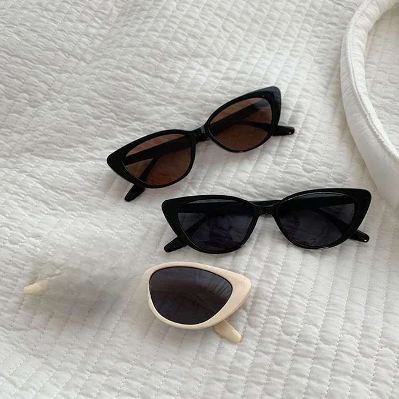 Lunettes de soleil œil de chat Vintage pour femmes et hommes, petite monture, Design de marque de luxe, pour l'extérieur, UV400, 2024