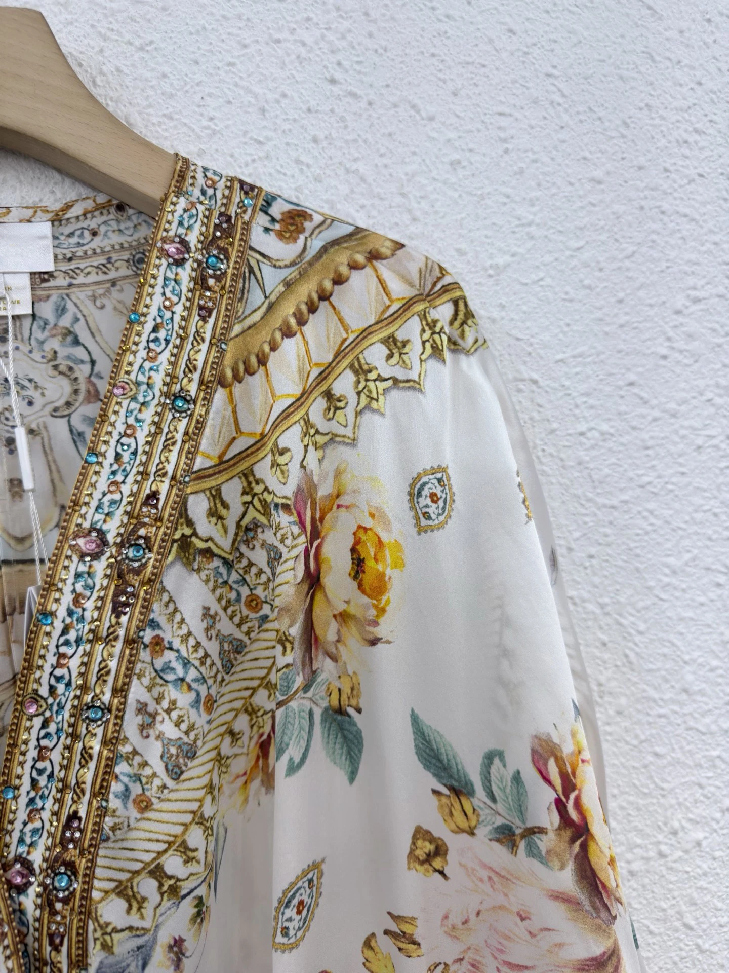 Abito lungo con stampa floreale bianca in vera seta al 100% Abito Boho da donna a maniche lunghe con scollo a V e parte anteriore intrecciata