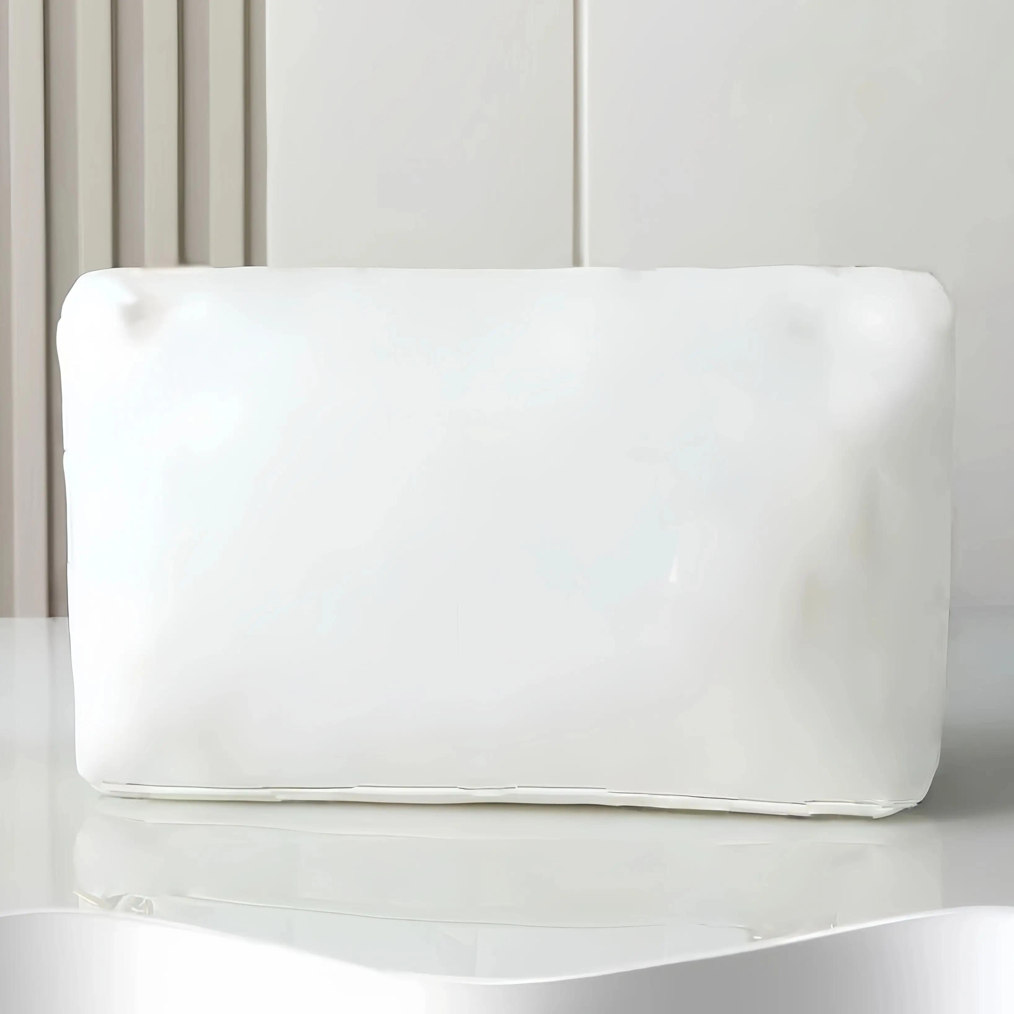 

2026 New Women's Clutch/Crossbody Bag with Metal Chain, Available in Ten Colors, Retro Chic, Classic White, 30-20-10cm