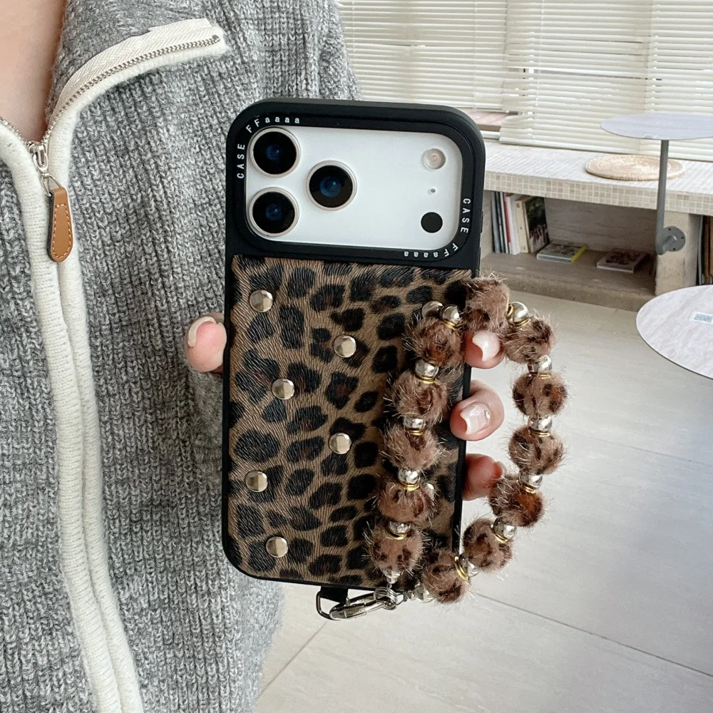 

Studded fashion leopard print mobile phone case, suitable for iPhone 14/15/16/17 Pro Max, INS new shockproof protective case