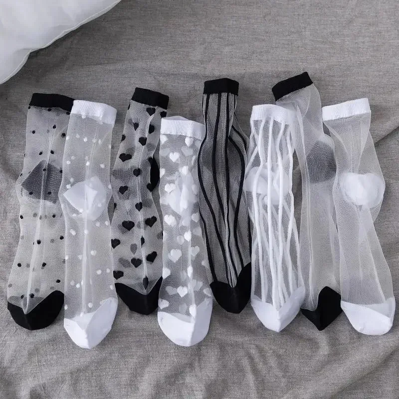 Chaussettes d'été en dentelle pour femmes, Sexy, Ultra-fines, maille transparente, résille, courtes, Harajuku, décontractées, respirantes, noires et blanches