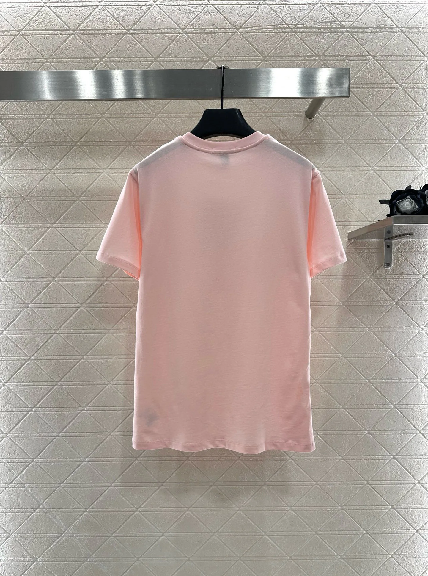 

Повседневная хлопковая женская розовая качественная футболка с короткими рукавами, новинка 2025 года, свободный летний топ с круглым вырезом D20