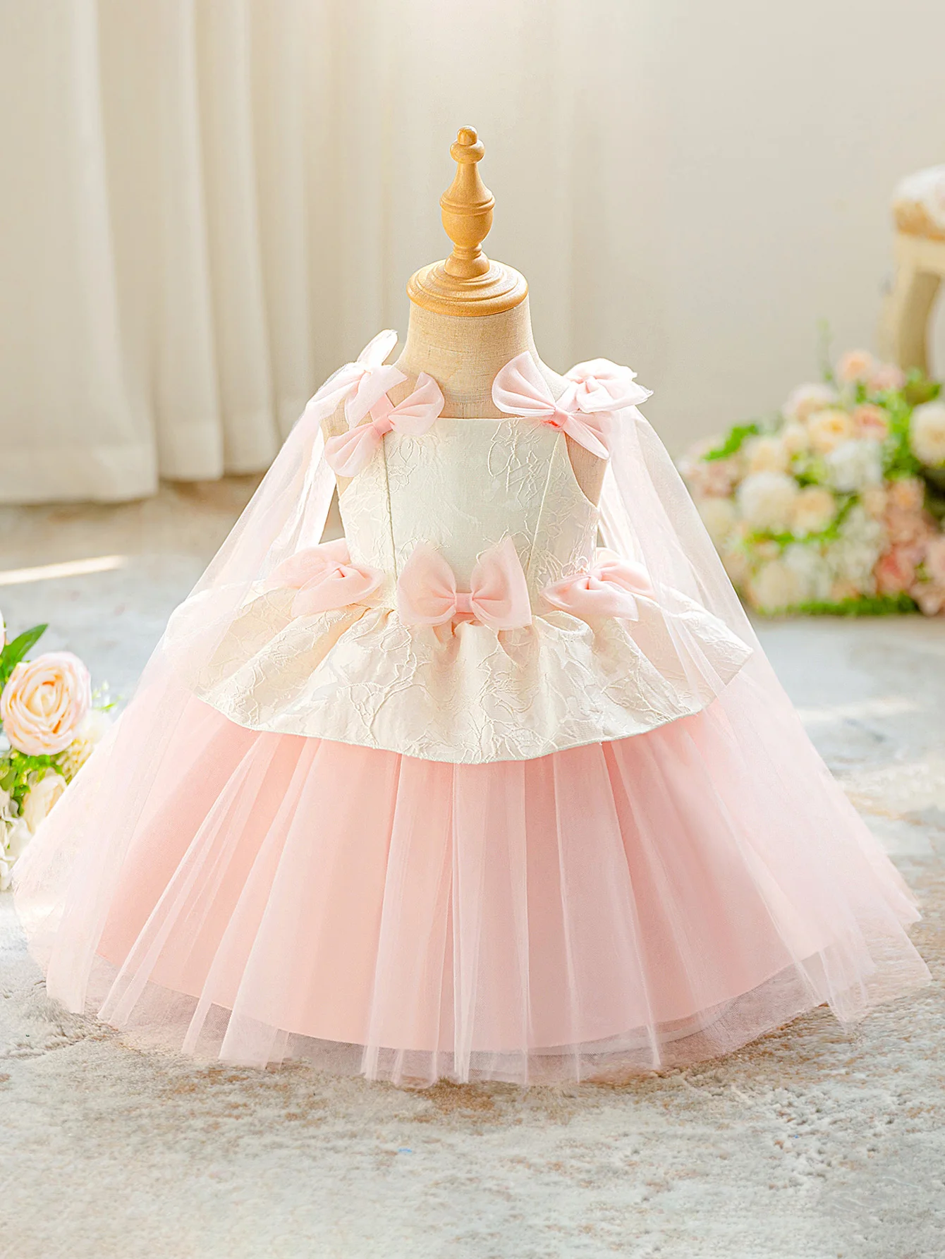 

Платье для девочек с сетчатым бантом, вышивкой, нарядное, для младенцев, на день рождения, свадьбу, для малышей, принцесс, на вечеринку, для крещения