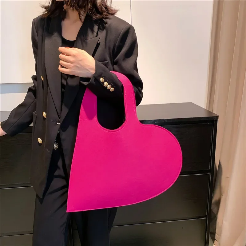 Love Designer Handbags Luksusowa designerska torba filcowa dla kobiet Damskie torby na ramię Moda Trendy Duże torebki 2024 — zdjęcie 2