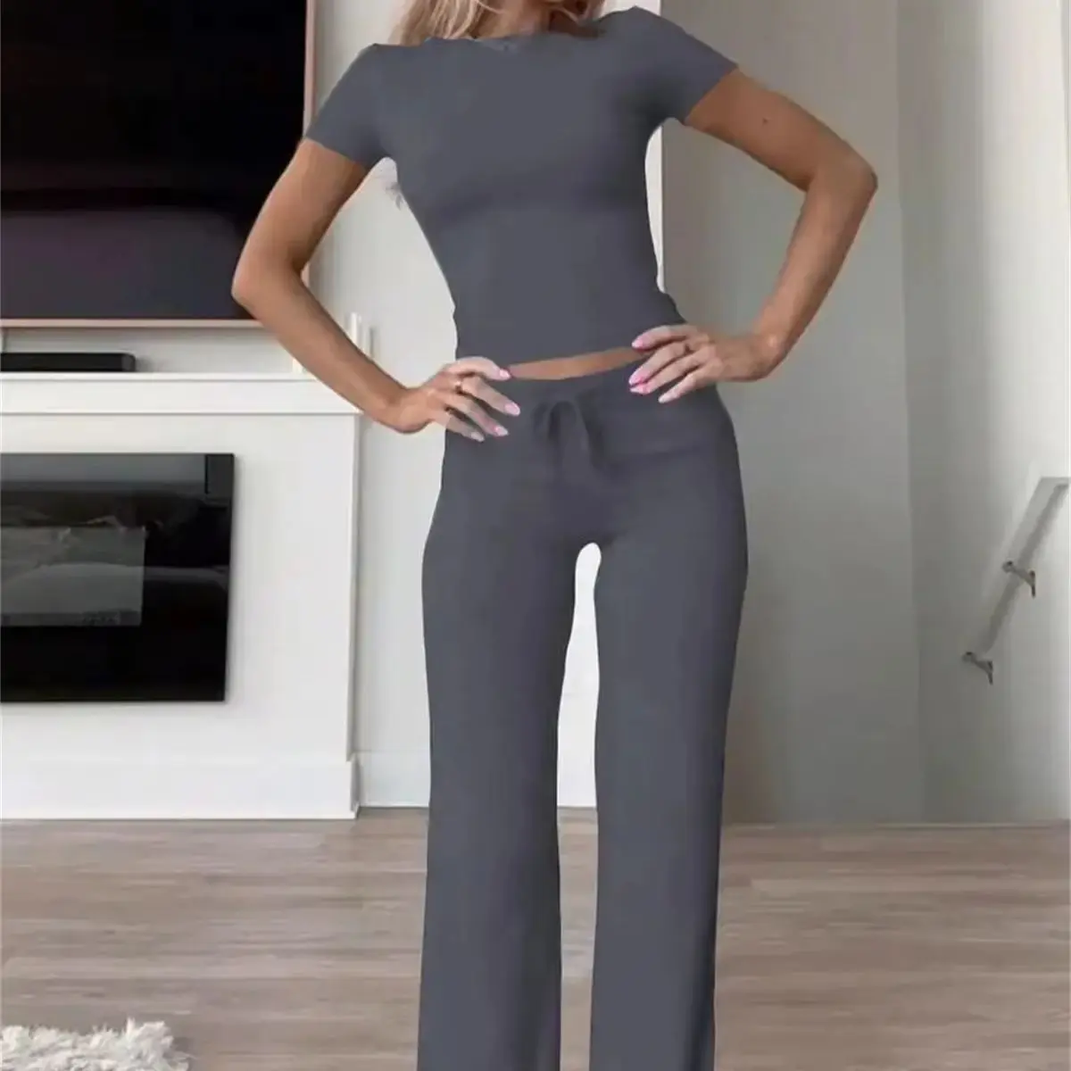 Damen Slim-Fit Anzug Modisches Einfarbiges O-Ausschnitt Kurzarm-Oberteil mit Kordelzug Lange Hose 2026 Frühling Casual Bürokleidung Zweiteiler