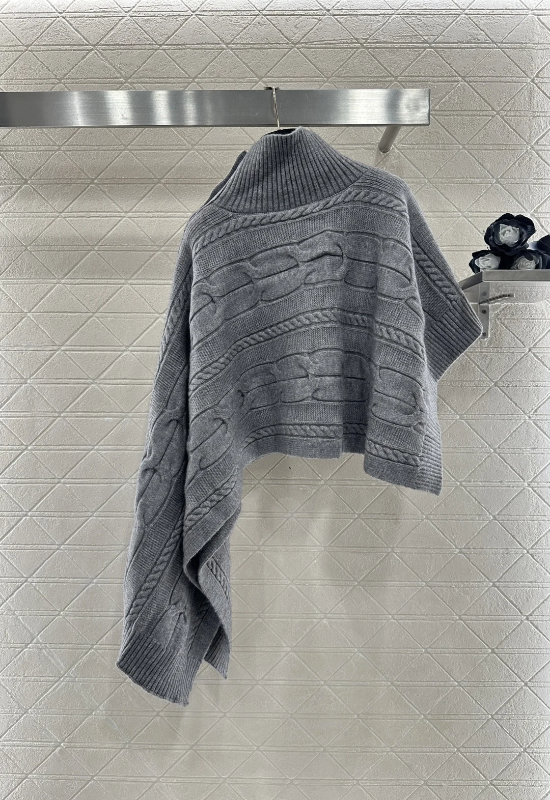 

2025 New Product Launch Multi Wear Knitted Shawl Top Comfortable Wool Irregular Shawl Top 107