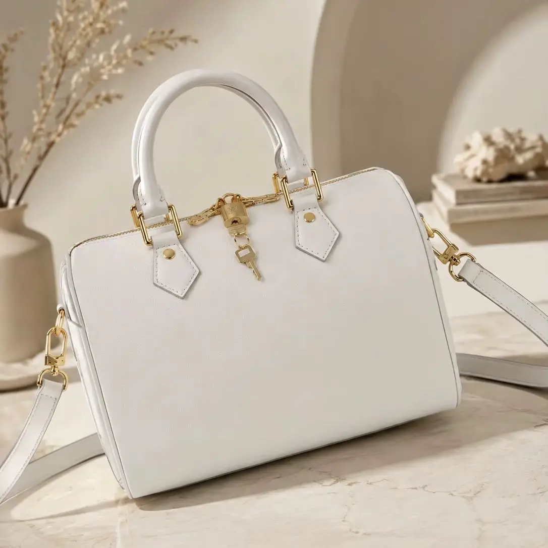 2026 New Luxury Classic Handbag Shoulder Bag down details 25*19*15cm
