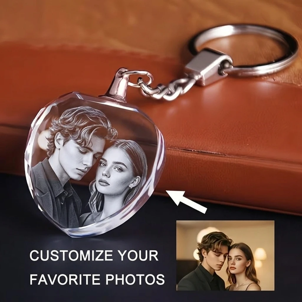 Heart-Shaped Faceted Crystal Keychain, Transparent and Delicate, Customizable with Photos, Everyday Accessory, Can Be Used as a Couple's Birthday or Valentine's Day Gift