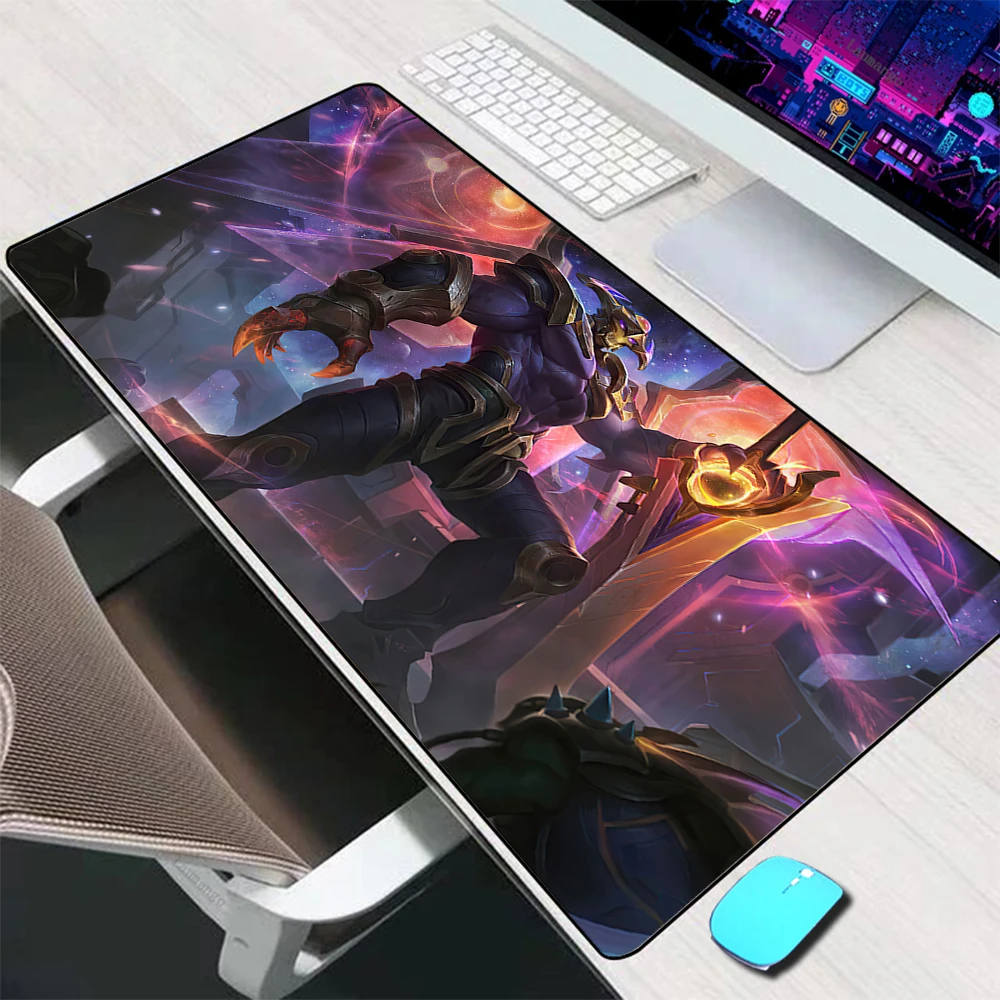 League of Legends Aatrox Mouse Pad Large Gaming Accessories Mouse Mat Keyboard Mat Desk Pad Computer Mousepad PC Gamer Mausepad