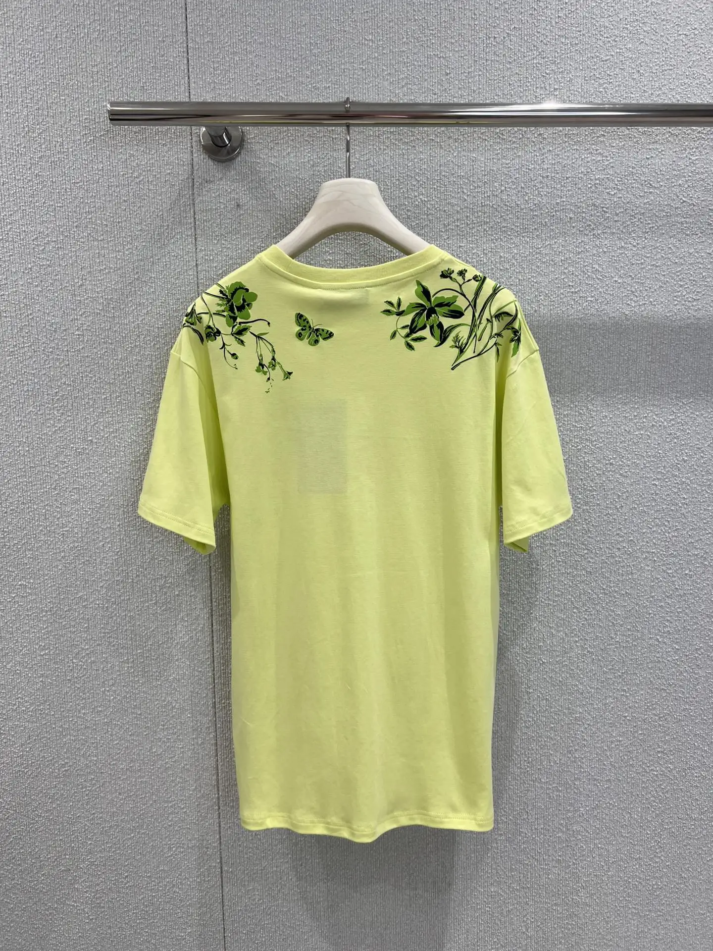 

2025 Spring/Summer New Flower Printed Round Neck Short Sleeve T-shirt 174