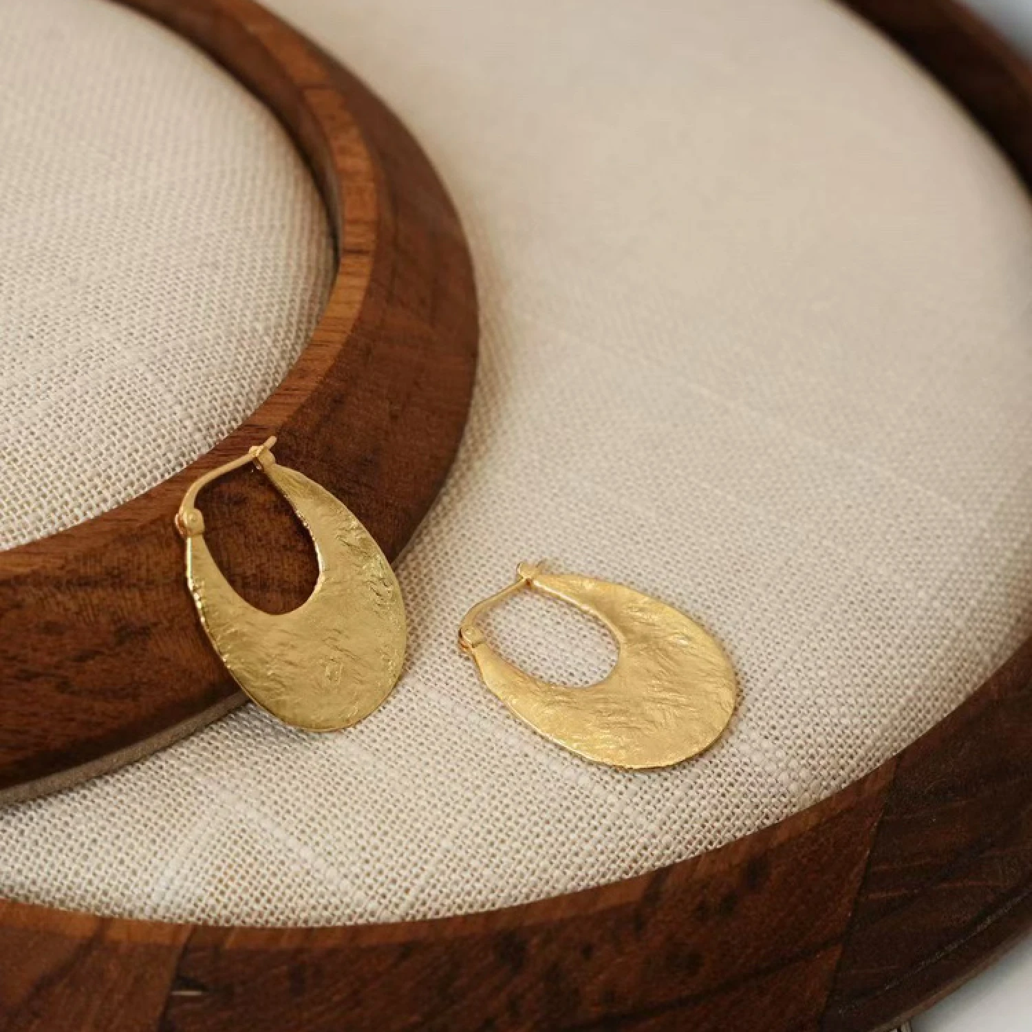 YAJUNIEL 24K Real Gold Plated Hammered Hoop Earrings for Women Hypoallergenic Brass Textured Teardrop Crescent Hoops