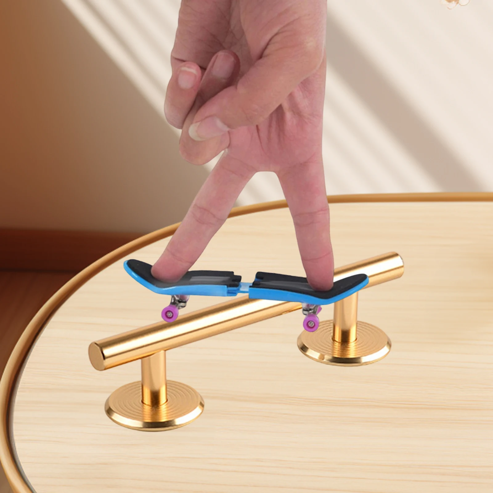 ミニフィンガーボード ラウンドレール 多用途 クリエイティブフィンガーボード トレーニング障害物 スケートボードレールアクセサリー パーティーおもちゃギフト用