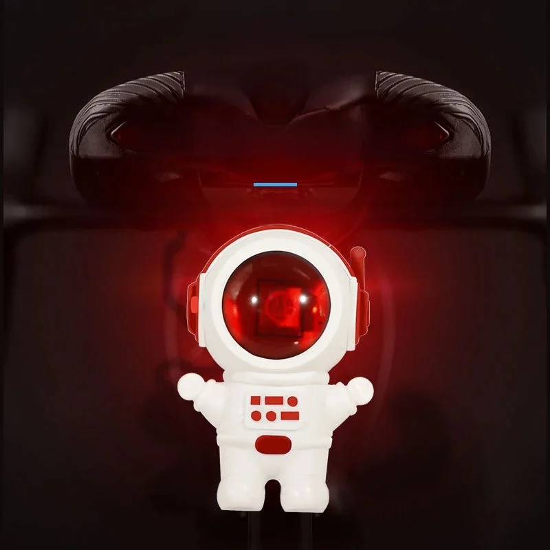AliExpress Innovative Astronaut-themed Bicycle Tail Light for Mountain and Road Bikes - Night Riding Light Warning Light Guide Light Cyclin