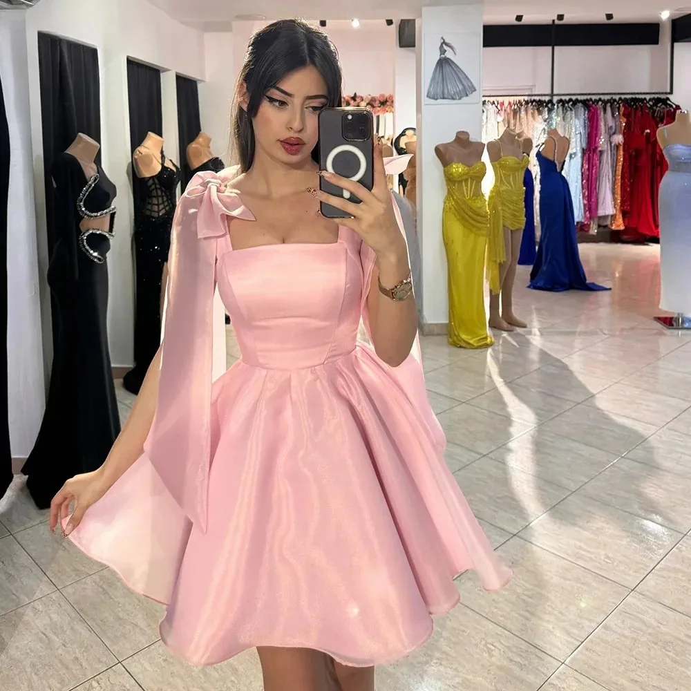 

Short Prom Party Homecoming Dresses Spaghetti Straps Mini Bow Straps Ruched Above Knee Graduation Prom Dress Vestidos De Gala