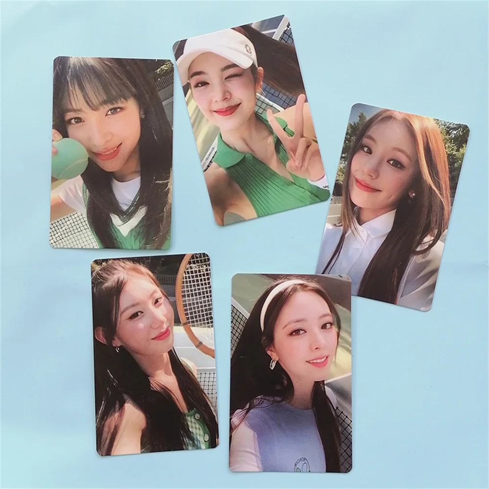 

Kpop Idol 5Pcs/Set ITZY Lomo Card Postcard New Photo Cards Korean Fashion Poster Picture Fans Gifts Collection