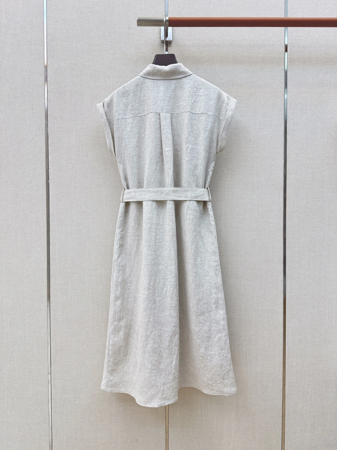 

2026 Early Spring Designer Dress Ruffled sleeves with Belt velvet Mid-Length A-line Button Slimming Half-Sleeved