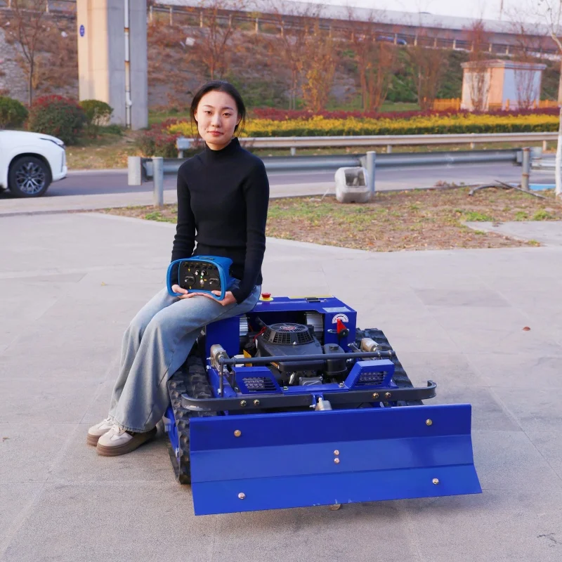 

Customized Tracked Intelligent Remote-Controlled Lawnmower with 550mm Cutting Width for Efficient Lawn Trimming and Finishing