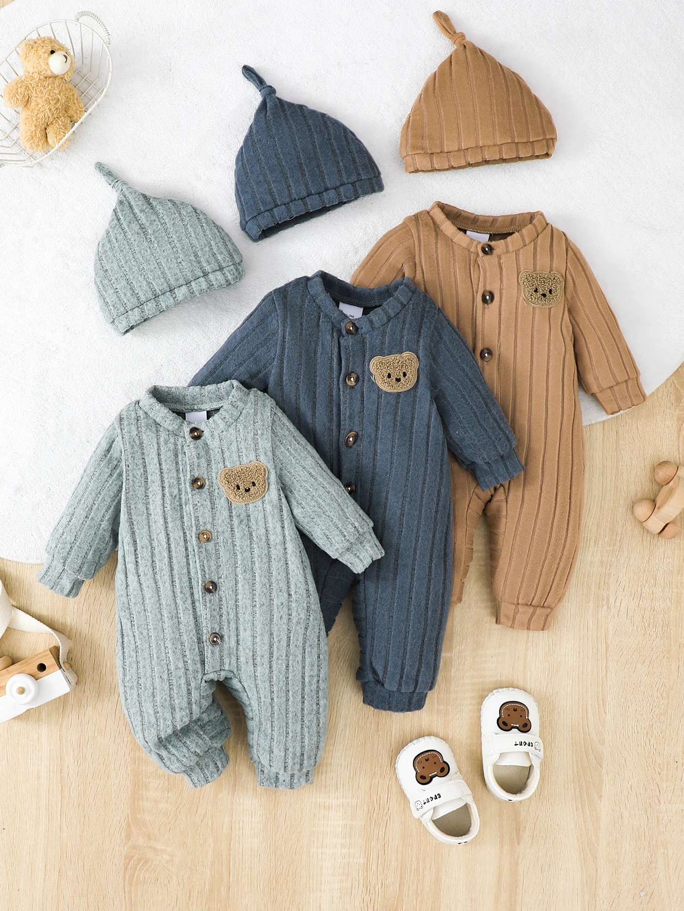 

Очаровательный комплект одежды Baby Bear из 3 предметов: комбинезон в рубчик + шапочка + обувь — вышивка медведя для повседневной и уличной одежды.