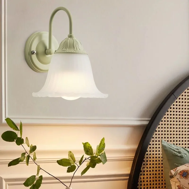 Bloem Wandlamp Retro Woonkamer Achtergrond Muur Amerikaanse Midden Franse Crème Wind Slaapkamer Bedlampje