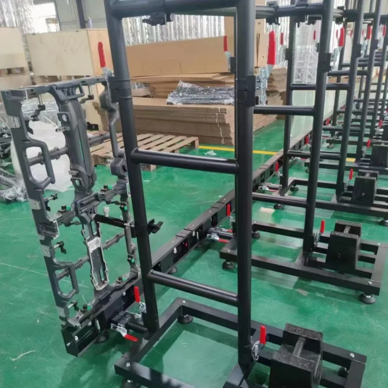 屋外レンタルLEDディスプレイ トラス LEDビデオウォールブラケット サイズ5x3M用 キャビネットサイズ500x1000mm