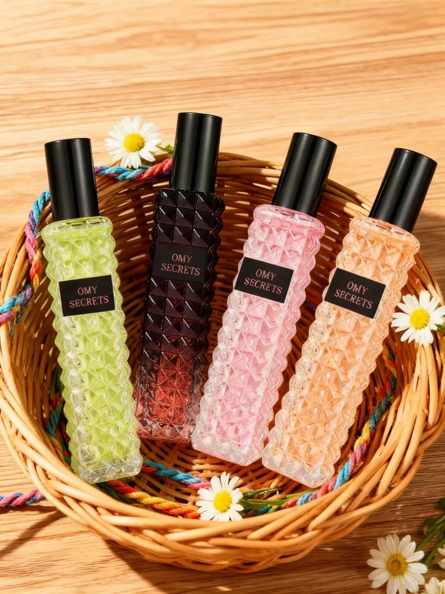 

4-Piece Women's Perfume Gift Set — Long-Lasting & Captivating. The Premier Choice for Holiday Gifting.