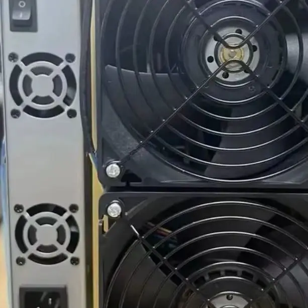 2026 New Antminer Z15 Pro 840K Crypto Miner Equihash ASIC for ZEC ZEN HUSH Mining