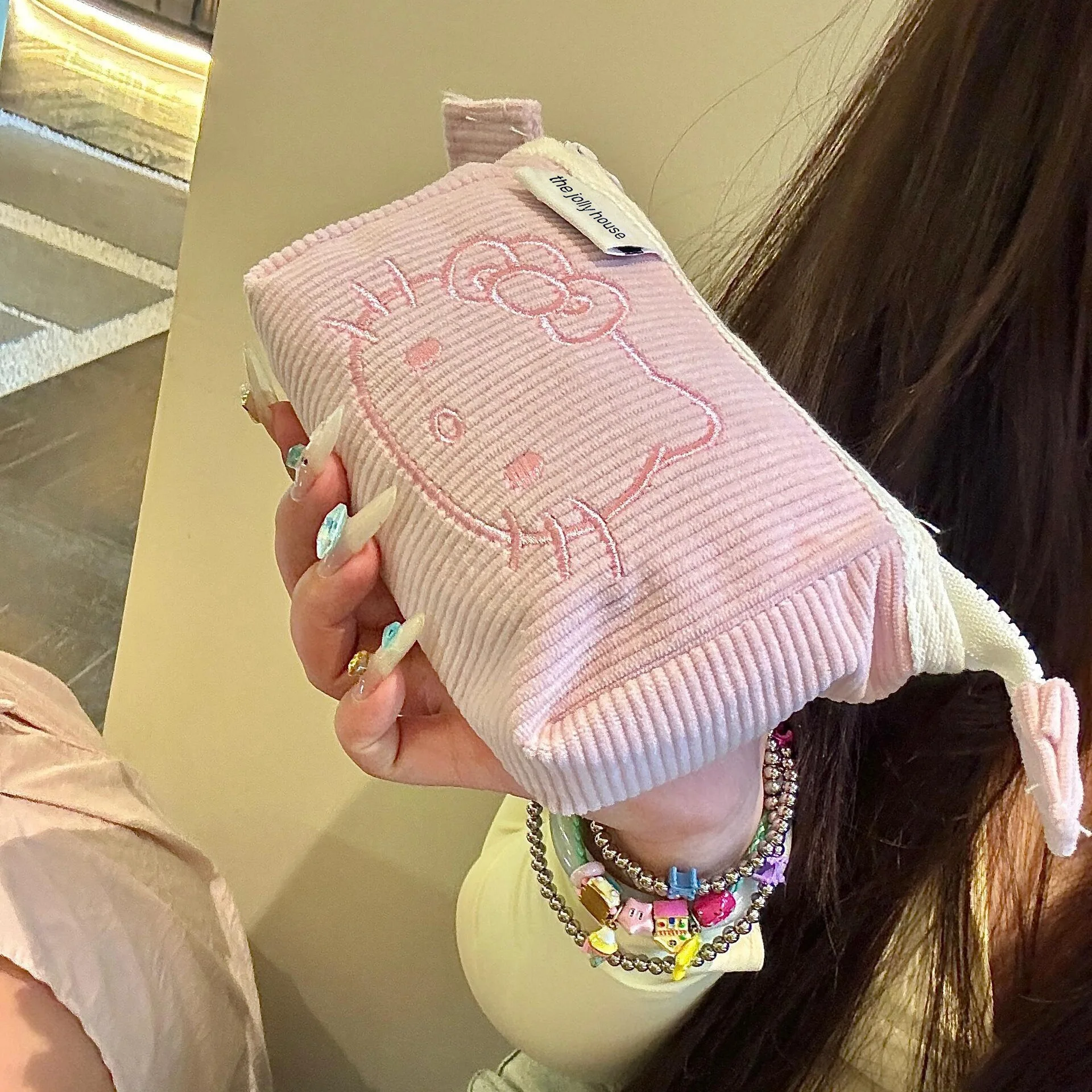 Get Your Hello Kitty Makeup Bag at an Amazing Price – Only .24!