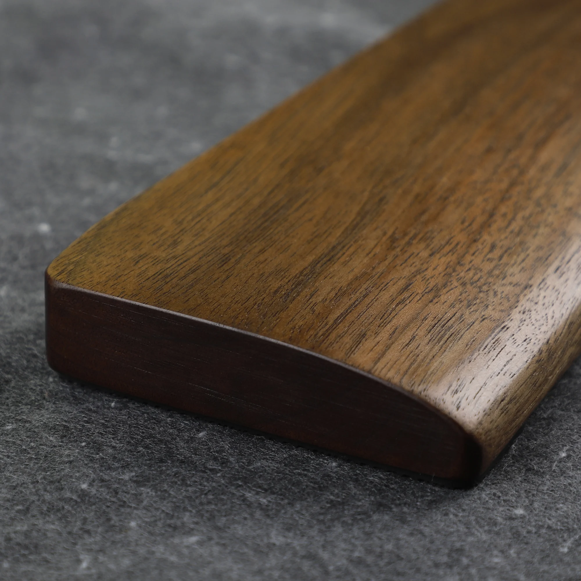 Reposamuñecas de madera maciza de nogal para Keychron Q8