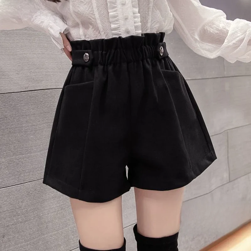 Czarne wełniane szorty damskie szykowne fałdy wysoka talia luźna jesienno-zimowa College Vintage Streetwear urocza kobieca klasyczna podstawowa — zdjęcie 2