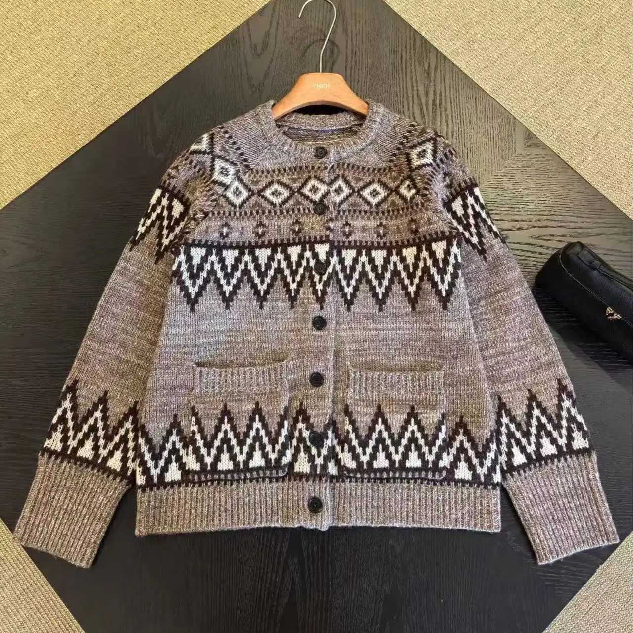 

Autumn-winter women's jacquard round neck knit cardigan