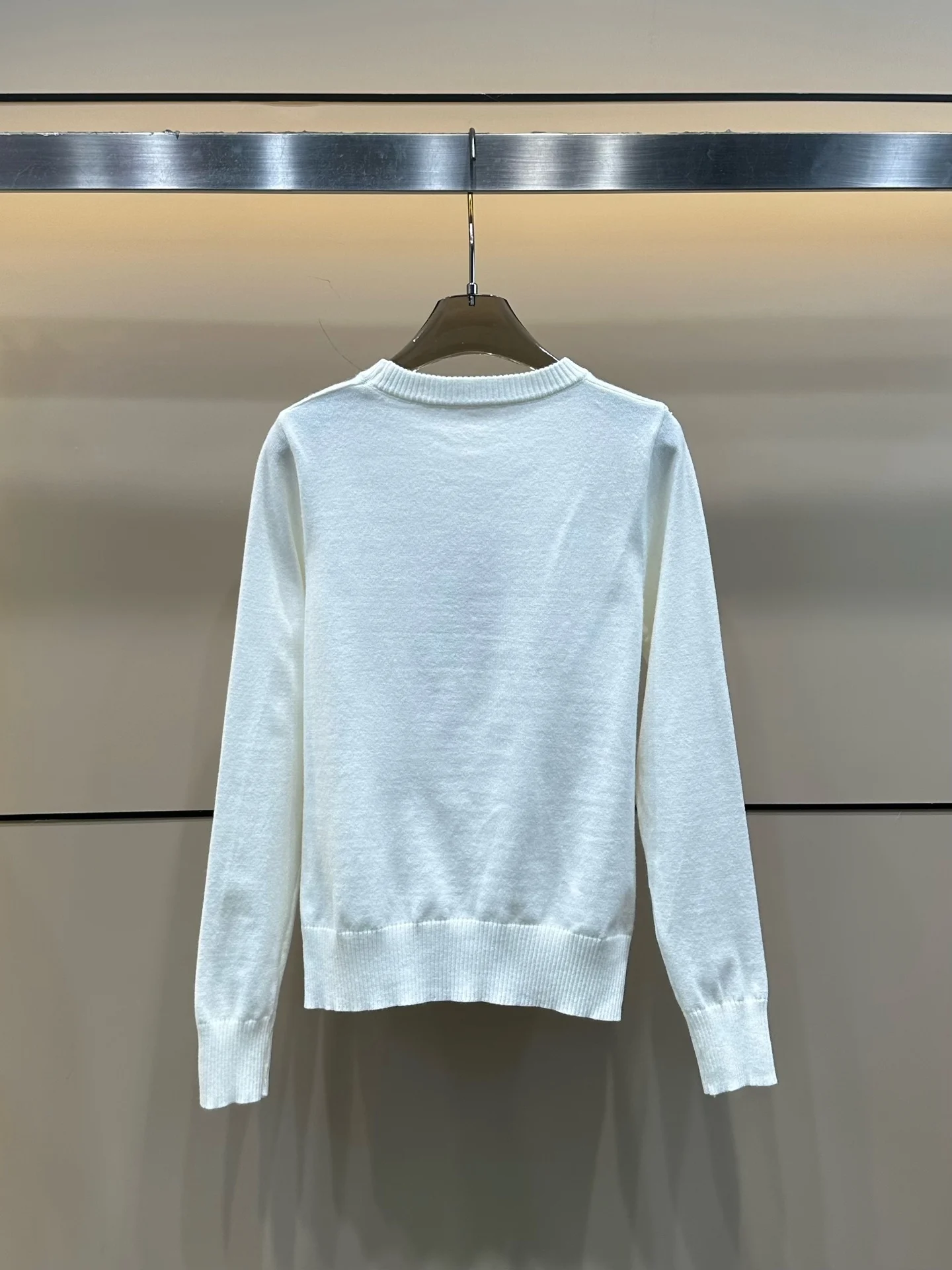 

2025 New Sweater Long-sleeved O-neck Solid Pullover Fashionable Versatile SlimmingFigure-hugging Spring Summer