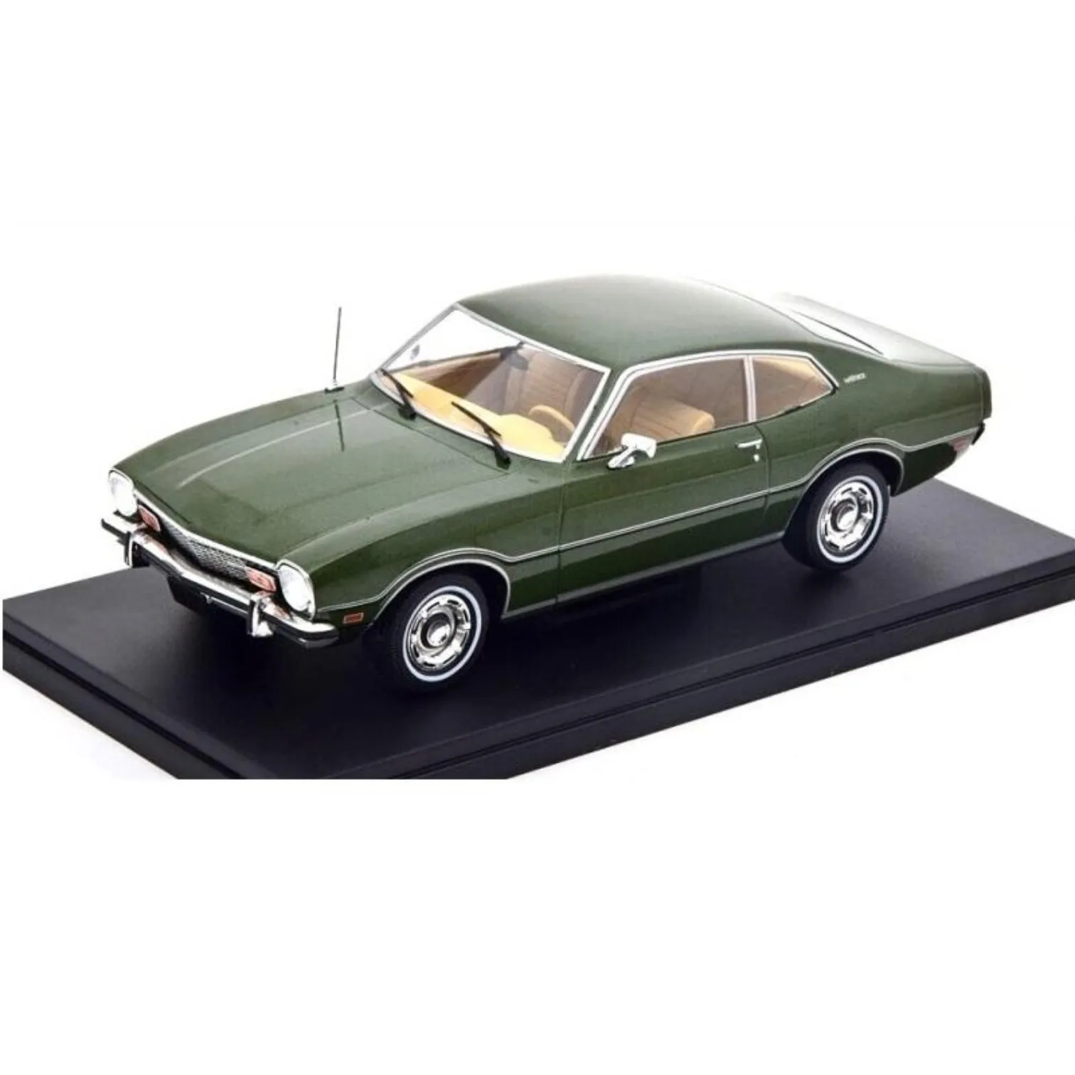 Salvat, voiture classique américaine Maverick 1974, miniature moulé sous pression, échelle 1:24, collection Salvat, collection de nos voitures bien-aimées sans Facículo, emballage blister et parfois vitrine, peut être froissé, avec base