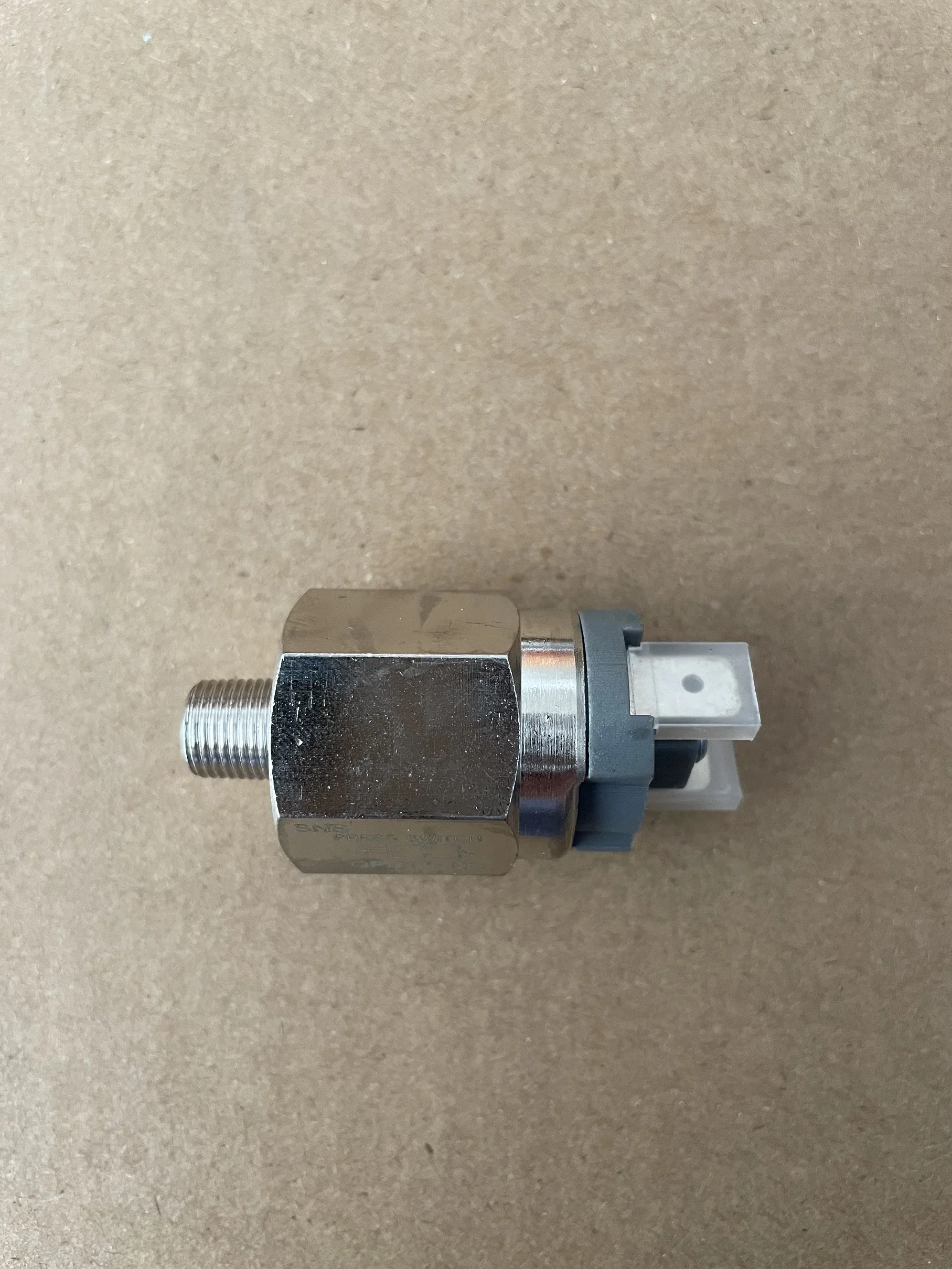 

Santoni Seamless Underwear Machine SM8-TOP2 TOP2MP Use Pressure Switch 0515780