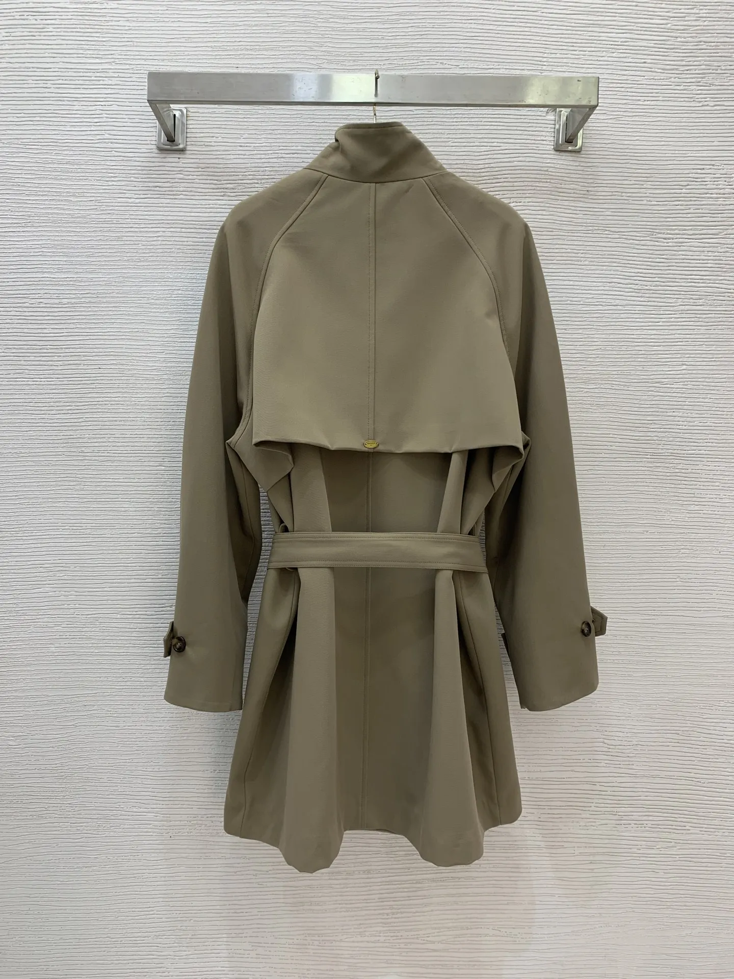 

2025 New Style, Simple and Fashionable Stand-up Collar Placket With Waist Belt to Make you Look Slim and Short Trench Coat 9