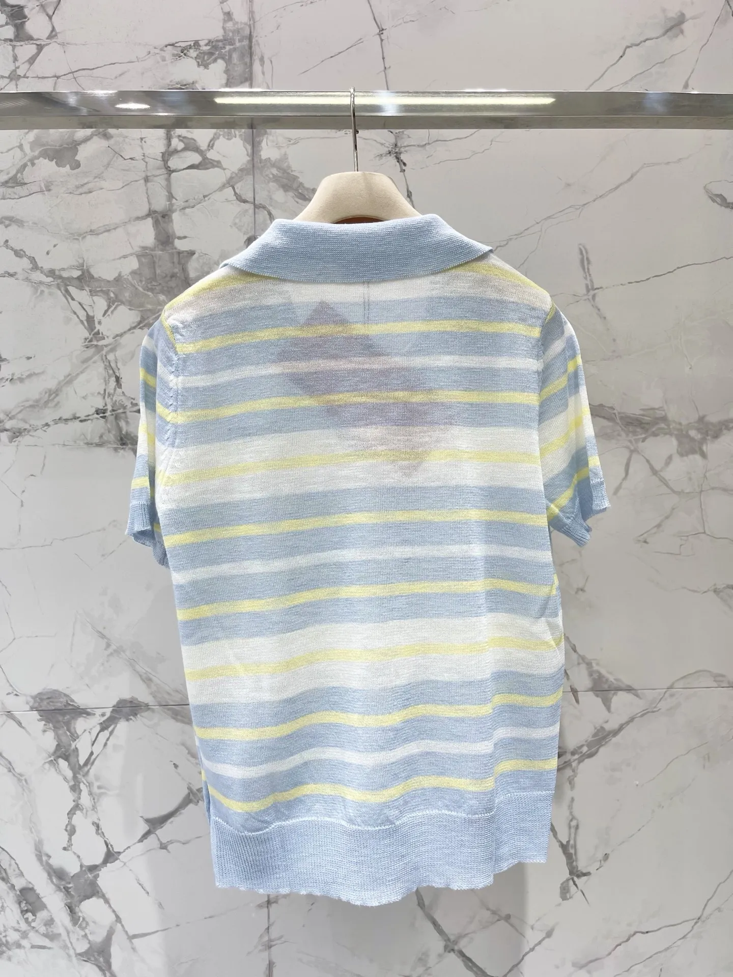 

2026 Summer New Style Women's Clothing - Stylish Stripes for Versatile Wear, Slimming and Elevating Women's T-Shirt Top