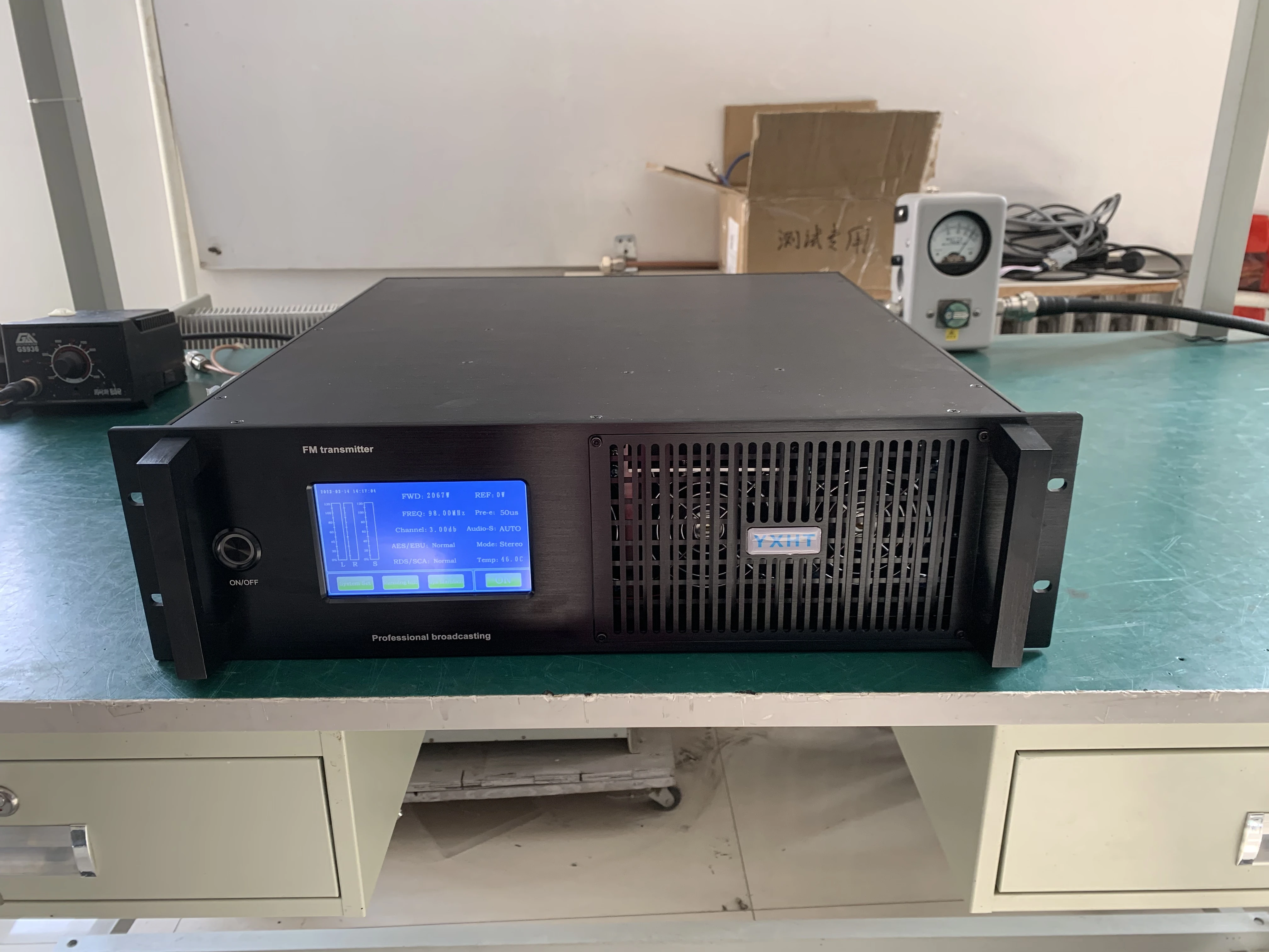 YXHT-2, 2 kW 3U FM-Transmitter – professionelle 2000 W Rundfunkgeräte für Radiosender