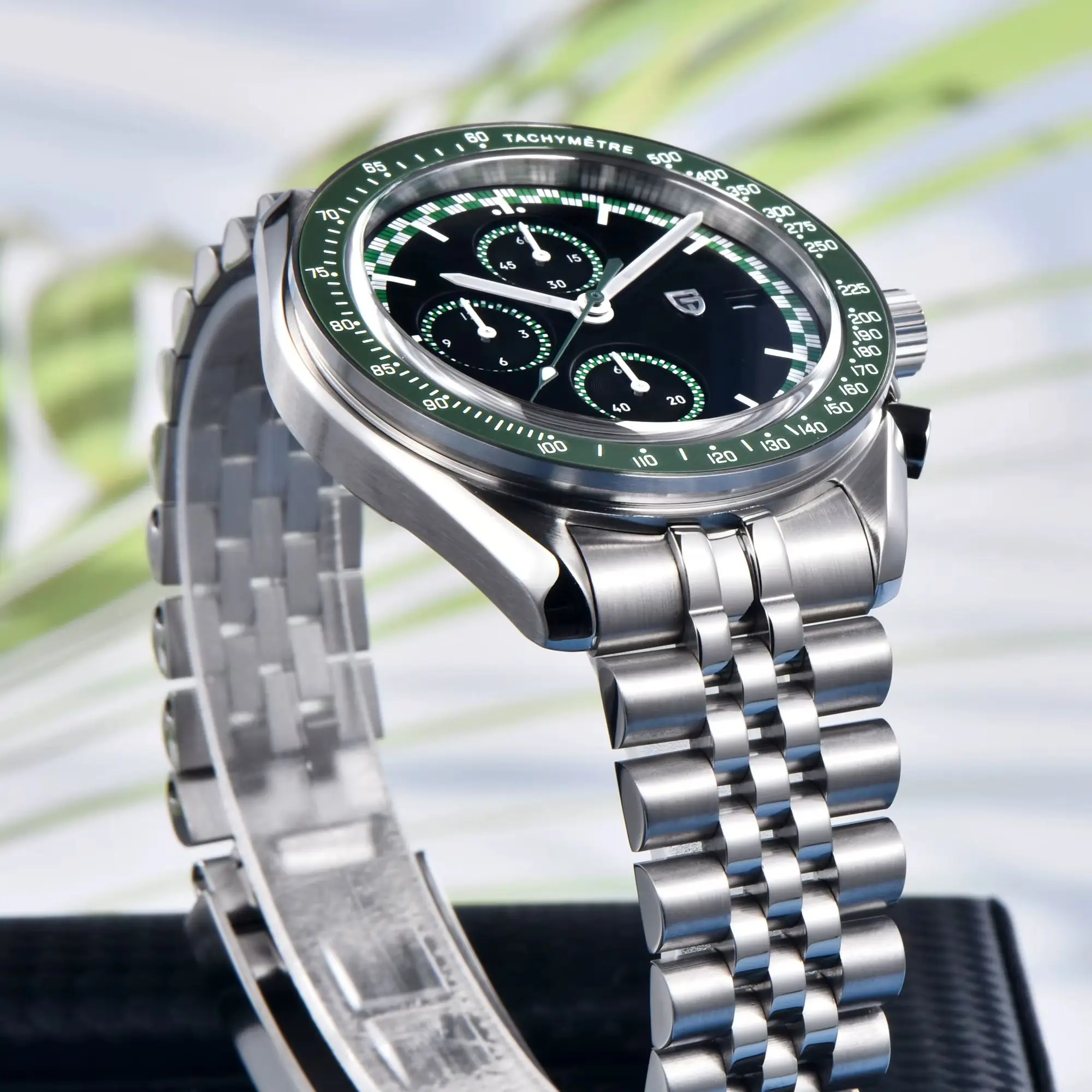PAGANI DESIGN Retro Modern Men's Quartz Watch Panda Dial Stainless Steel Sapphire Luminous Waterproof Watch For Commuter Sports