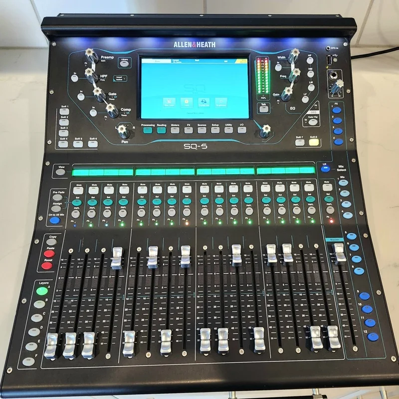 Mélangeur numérique DDR ALLENS_HEATH_ SQ5