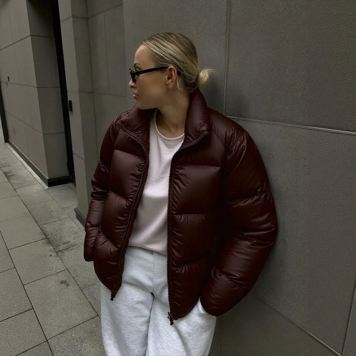 سترة نسائية منتفخة مقصوصة: قماش مبطن بياقة واقفة - ملابس يومية غير رسمية لعيد الميلاد، ملابس خارجية شتوية عالية الشارع مناسبة للشتاء