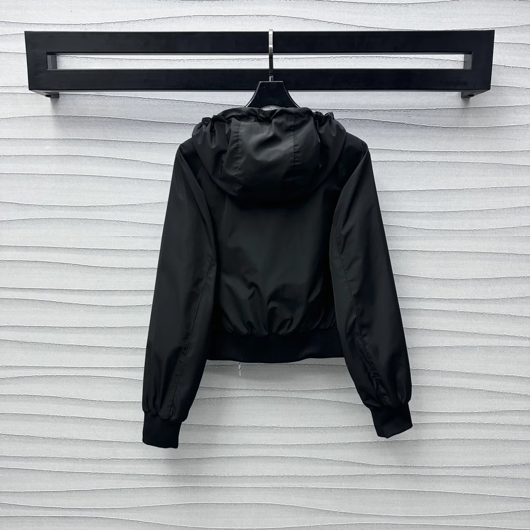 

High quality spring and summer women's drawstring contrasting color hooded charging nylon jacket SU284