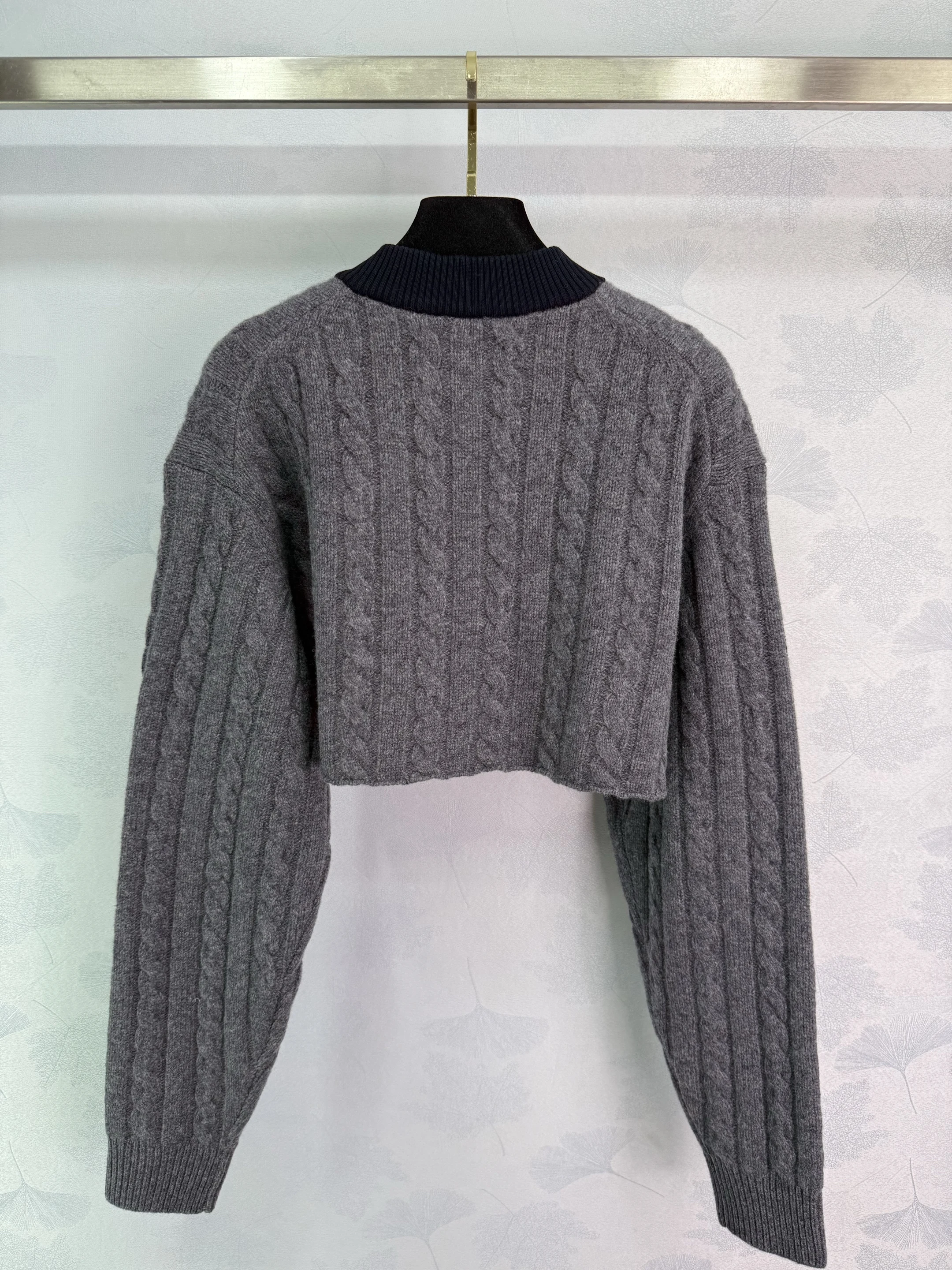 

Autumn and winter 2025 women's Fried Dough Twists pattern short dress long sleeved sweater SU150